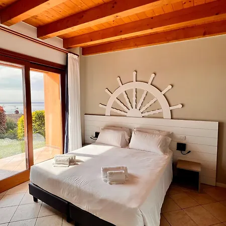 Apartahotel Relais Rosa Dei Venti -ciao Vacanze- 3*