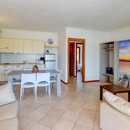 Apartahotel Relais Rosa Dei Venti -ciao Vacanze- 3*